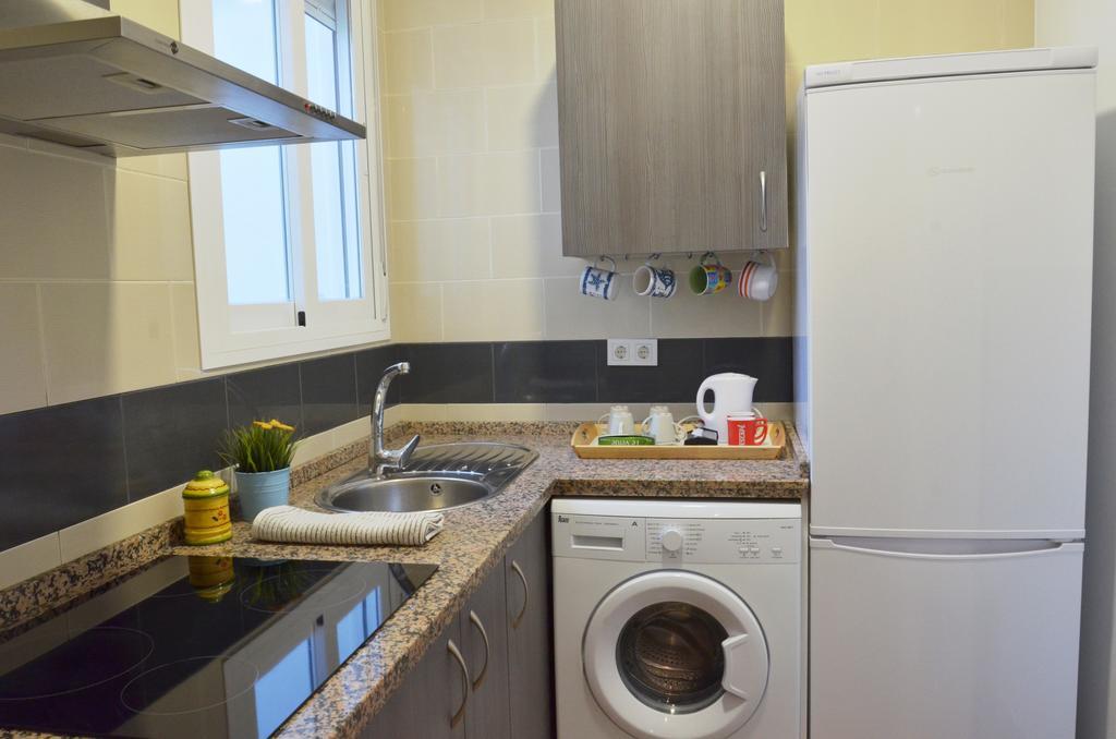 Apartamento San Jacinto Seville Luaran gambar