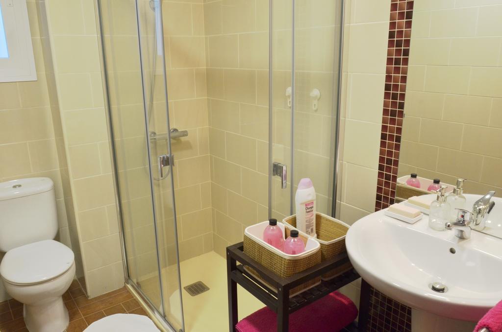 Apartamento San Jacinto Seville Luaran gambar