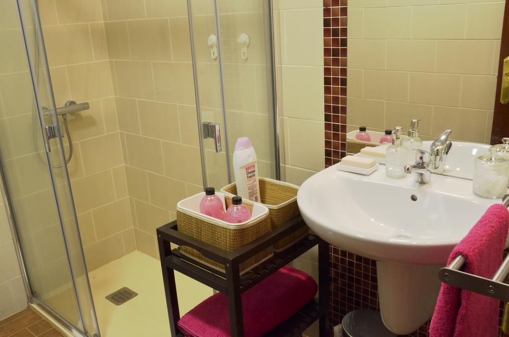 Apartamento San Jacinto Seville Luaran gambar