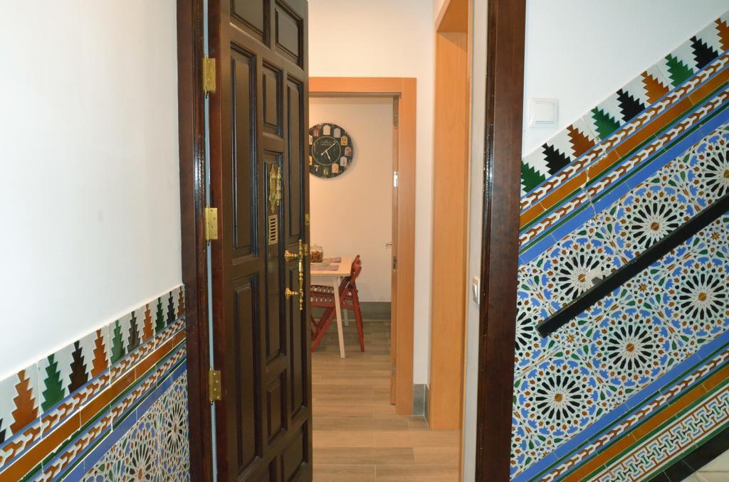 Apartamento San Jacinto Seville Luaran gambar