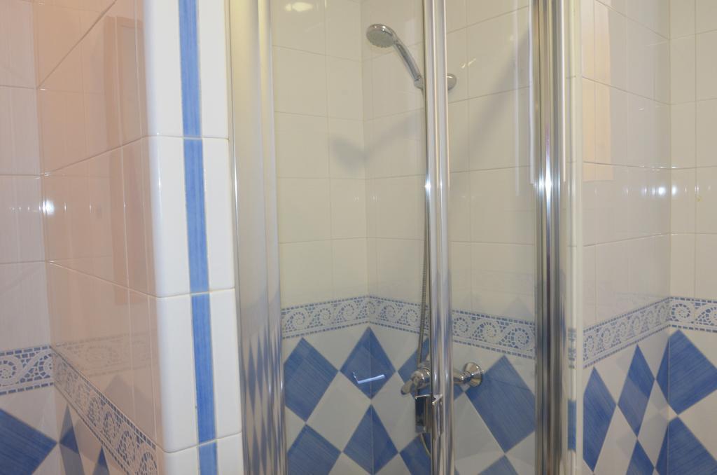 Apartamento San Jacinto Seville Luaran gambar